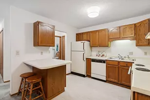 5445 Babcock Trail, Inver Grove Heights, MN 55077 - Photo 9