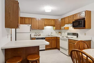 5445 Babcock Trail #N106, Inver Grove Heights, MN 55077 - Photo 7