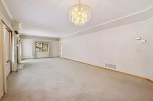 7701 Pondwood Dr, Edina, MN 55439 - Photo 7