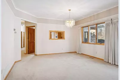 7701 Pondwood Drive, Edina, MN 55439 - Photo 9