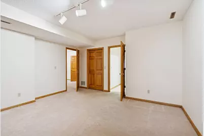 7701 Pondwood Drive, Edina, MN 55439 - Photo 41