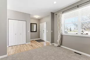 19727 Hazel Nut Ct, Lakeville, MN 55044 - Photo 11