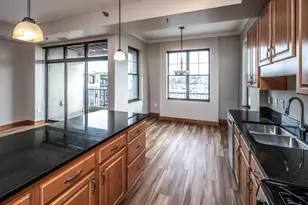 317 Groveland Ave, Minneapolis, MN 55403 - Photo 7