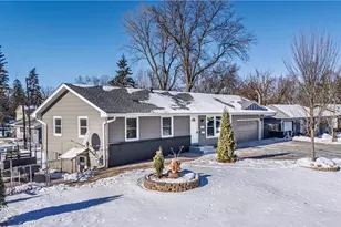 4201 Aquila Ave N, New Hope, MN 55428 - Photo 3