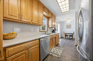 518 Birch Ln, Moorhead, MN 56560 - Photo 9