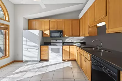 801 Southcross Drive E, Burnsville, MN 55306 - Photo 9