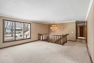 4134 Red Oak Ridge, Minnetonka, MN 55345 - Photo 3