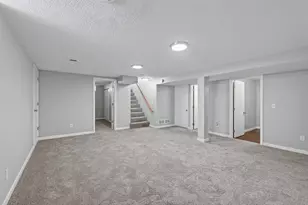 296 Sherwood Rd, Shoreview, MN 55126 - Photo 25