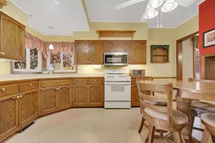 863 Clear Ave, Saint Paul, MN 55106 - Photo 7