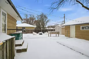 6110 Regent Ave N, Brooklyn Center, MN 55429 - Photo 27