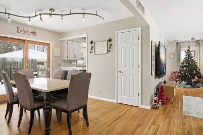 6110 Regent Avenue N, Brooklyn Center, MN 55429 - Photo 11