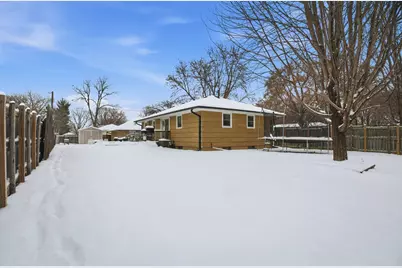 6110 Regent Avenue N, Brooklyn Center, MN 55429 - Photo 31