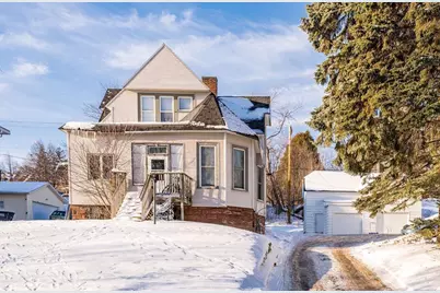 1821 E 1st Street, Duluth, MN 55812 - Photo 1