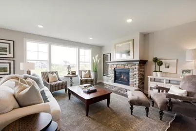 725 Crest Curve, Hudson, WI 54016 - Photo 5