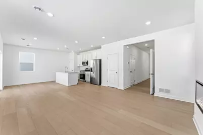 10724 Henslowe Avenue S, Cottage Grove, MN 55016 - Photo 9