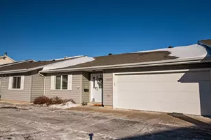 1304D McNally Dr, Winona, MN 55987 - Photo 3