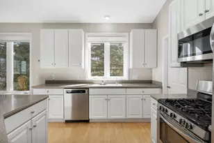 16550 Irwinton Cir, Lakeville, MN 55044 - Photo 5