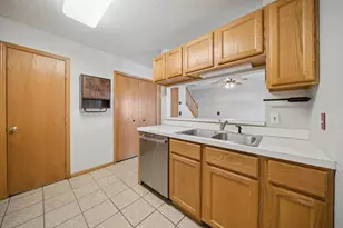 1825 Southcross Dr W, Burnsville, MN 55306 - Photo 3