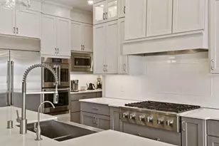 24545 Bentgrass Way, Shorewood, MN 55331 - Photo 17