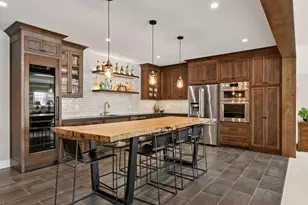 24545 Bentgrass Way, Shorewood, MN 55331 - Photo 5