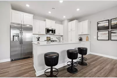 10736 Henslowe Avenue S, Cottage Grove, MN 55016 - Photo 3