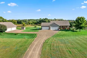 35219 Isetta Trail NE, Cambridge, MN 55008 - Photo 105