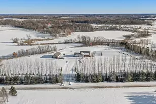 35219 Isetta Trail NE, Cambridge, MN 55008 - Photo 3