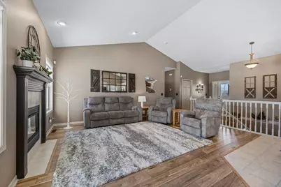 35219 Isetta Trail NE, Cambridge, MN 55008 - Photo 15