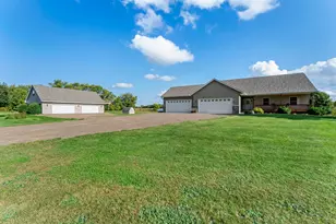 35219 Isetta Trail NE, Cambridge, MN 55008 - Photo 103