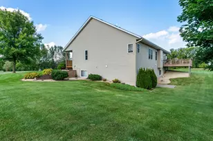 35219 Isetta Trail NE, Cambridge, MN 55008 - Photo 73