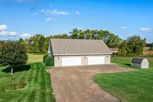 35219 Isetta Trail NE, Cambridge, MN 55008 - Photo 75