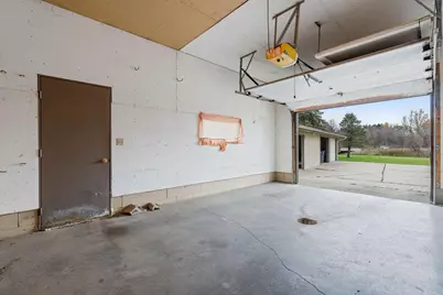 425 W Franklin Street, Morristown, MN 55052 - Photo 41