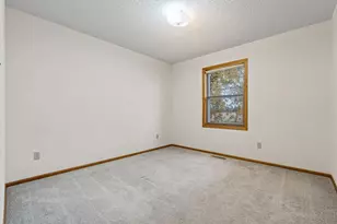 425 W Franklin St, Morristown, MN 55052 - Photo 15