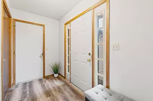 425 W Franklin St, Morristown, MN 55052 - Photo 5