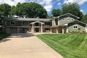 12202 Orchard Ave W, Minnetonka, MN 55305 - Photo 3