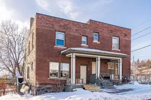 609-611 N 4th Ave E, Duluth, MN 55805 - Photo 1