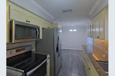 8407 Lower 208th Street W, Lakeville, MN 55044 - Photo 7