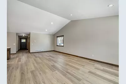 230 S Chestnut Street, Ellsworth, WI 54011 - Photo 7