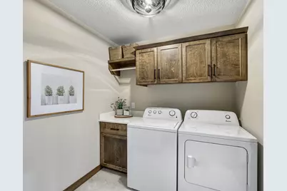 232 S Chestnut Street, Ellsworth, WI 54011 - Photo 9