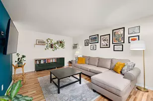 3446 Pleasant Ave, Minneapolis, MN 55408 - Photo 9