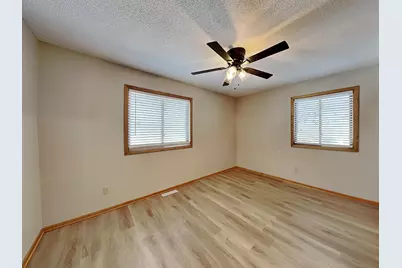 11051 Quebec Avenue N, Champlin, MN 55316 - Photo 9