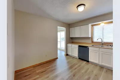 11051 Quebec Avenue N, Champlin, MN 55316 - Photo 7