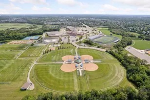 2430 Jewel Ln N, Plymouth, MN 55447 - Photo 143