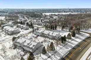 3001 Juniper Ln, Woodbury, MN 55125 - Photo 3