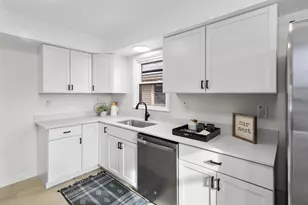 6138 Colfax Ln S, Minneapolis, MN 55419 - Photo 5