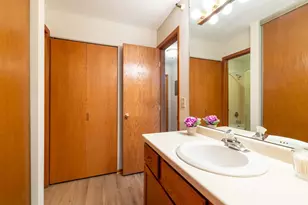 7625 Edinborough Way, Edina, MN 55435 - Photo 9