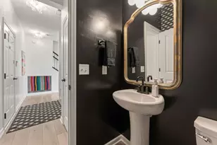 879 Woodlawn Ave, Saint Paul, MN 55116 - Photo 33