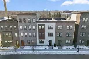 879 Woodlawn Ave, Saint Paul, MN 55116 - Photo 1