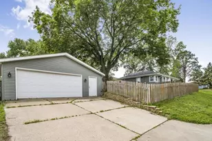 629 E 67th St, Richfield, MN 55423 - Photo 23