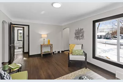 5712 Emerson Avenue N, Brooklyn Center, MN 55430 - Photo 3